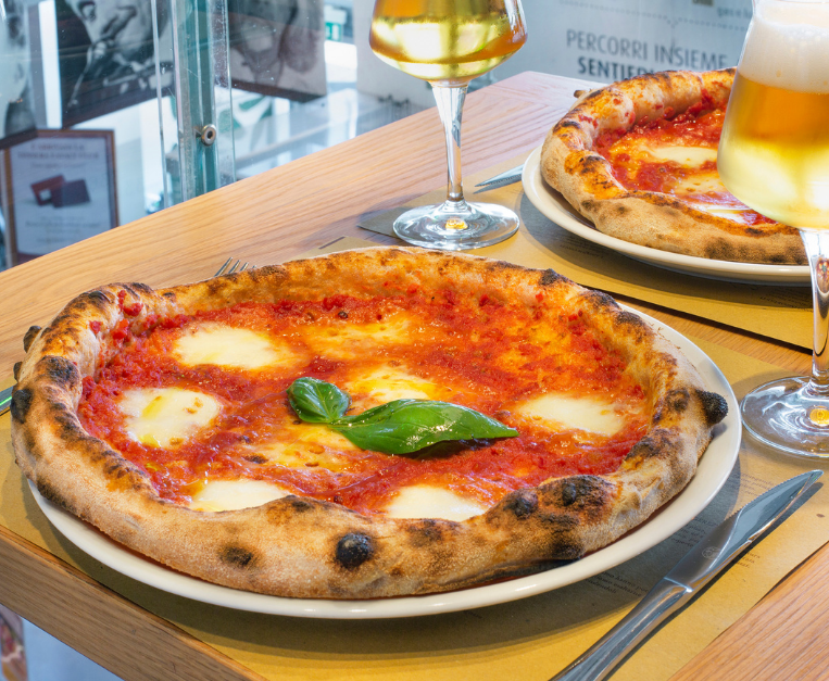 Pizza La Pi Amata Dagli Italiani Food And Wine Italia